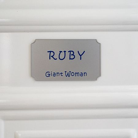 Apartamento Giant Woman Tsoútsouros Exterior foto